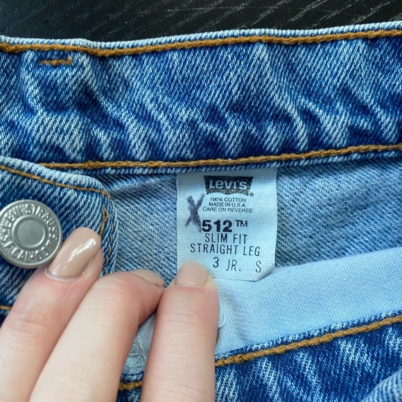 LEVI's 512 Slim Fit High Waist Straight Leg Shorts Bleach Pattern - Picture 6 of 9